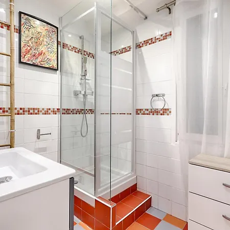 Bastille Passage Salarnier Charming 1br * Париж